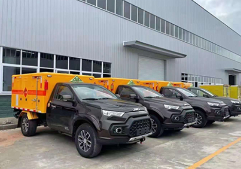 轵城镇爆破器材运输车-保障安全与效率的关键